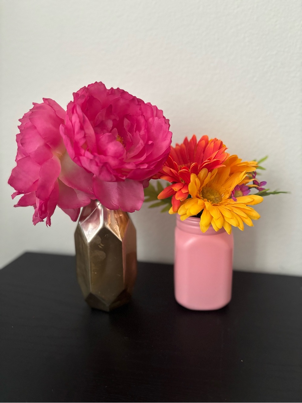 Mixed Pink Faux Florals with Small Vases Accent